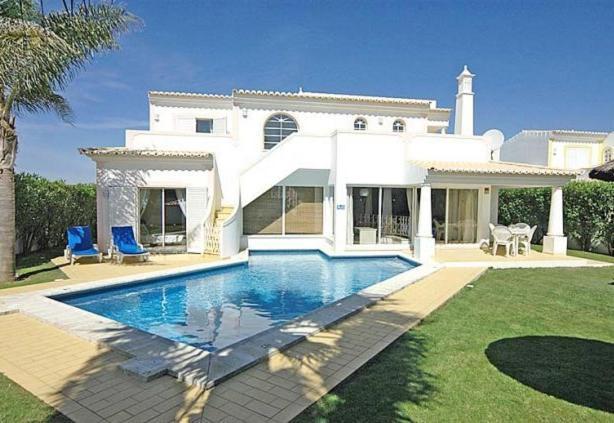 Charming Gale Gwenda 3 Bedrooms Close To Perfect For Families Villa *