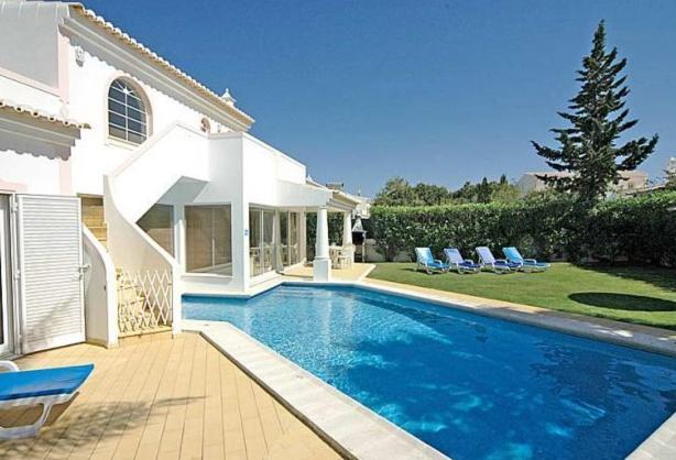 Charming Gale Gwenda 3 Bedrooms Close To Perfect For Families Villa